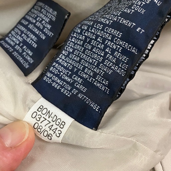 Vintage Tommy Hilfiger Down Puffer Jacket - Picture 7 of 7